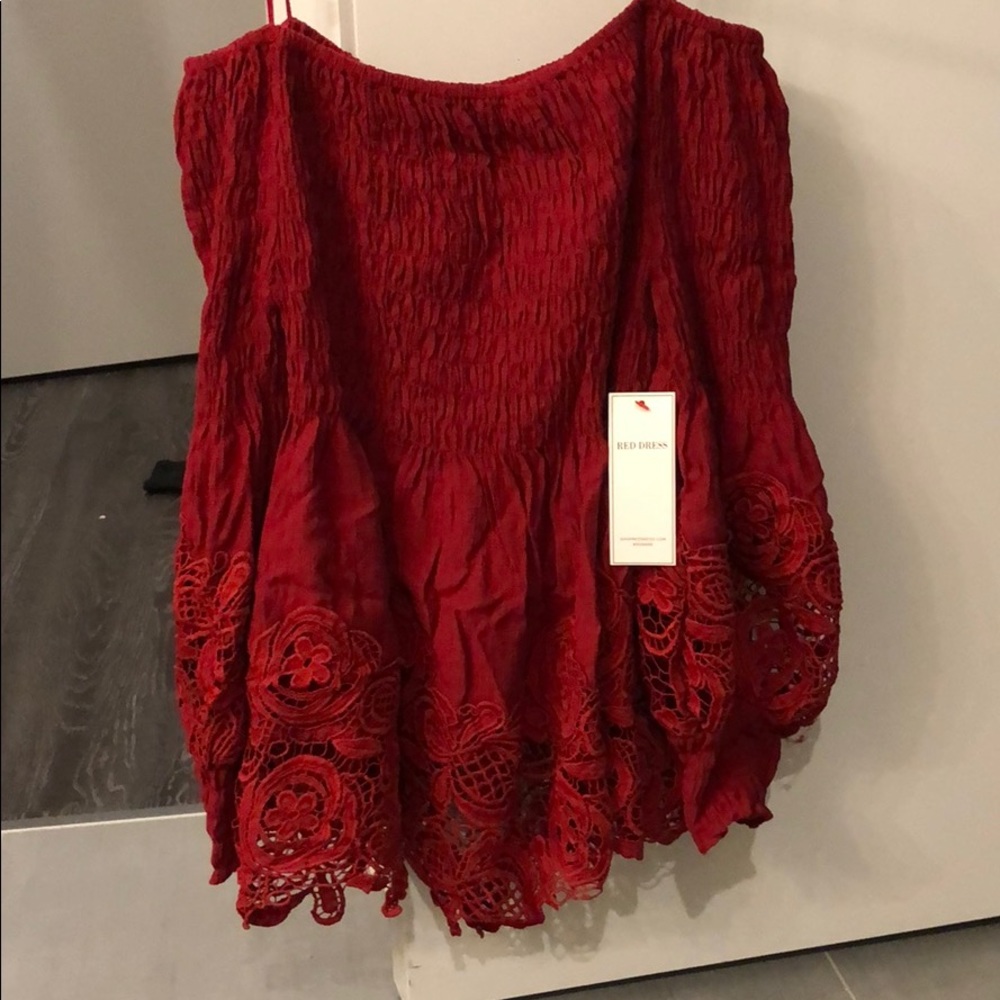 Brand New Off The Shoulder Red Top - Picture 4 of 4